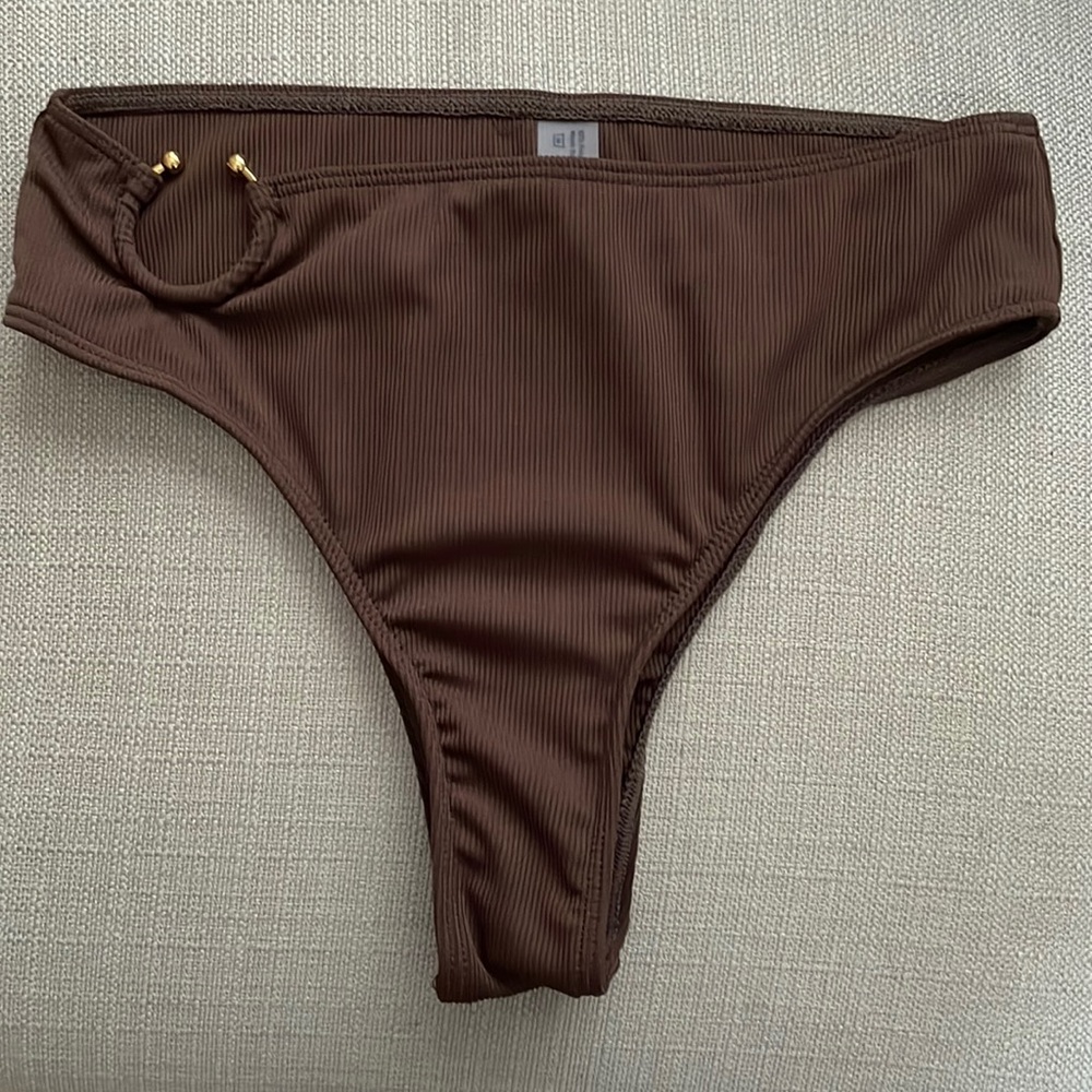 Women's Ribbed Knit Ring linked bikini bottom, Brown, Size Small